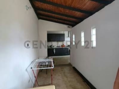 NVERSIONISTA Vendo 3 casas a remodelar en Av Bolivar Norte - 3