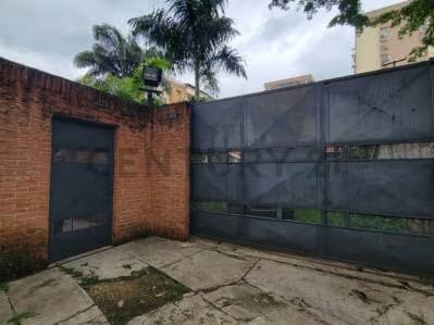 NVERSIONISTA Vendo 3 casas a remodelar en Av Bolivar Norte - 6