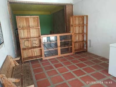 SE ALQUILA ESTRATEGICO LOCAL COMERCIAL - 4