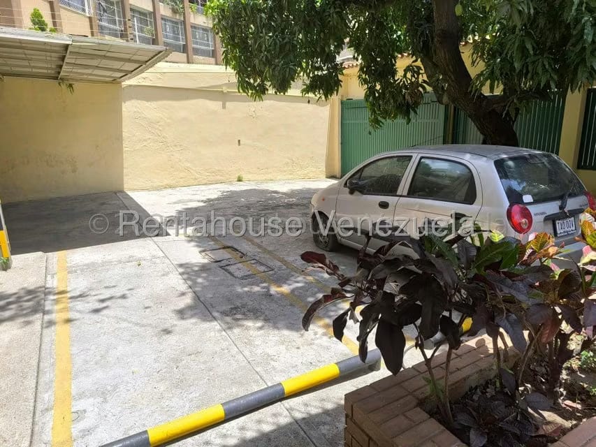 Apartamento (1 Nivel) en Venta en El Paraiso, Distrito Metropolitano - 5