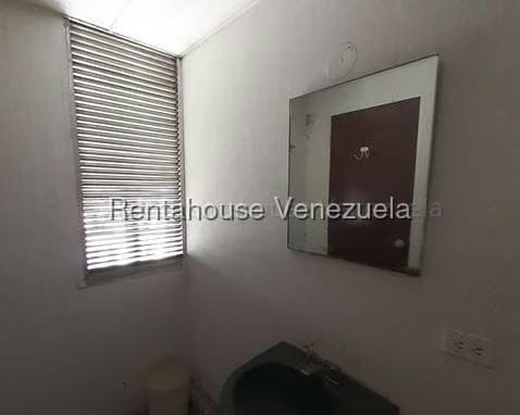 Comercial (Local Comercial) en Venta en Centro, Distrito Metropolitano - 23