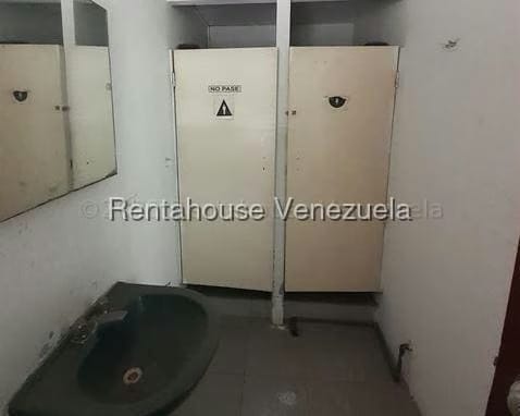 Comercial (Local Comercial) en Venta en Centro, Distrito Metropolitano - 24