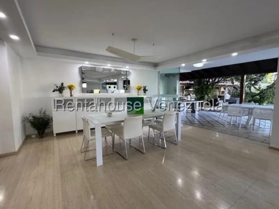 Casa en Venta en Cumbres de Curumo Caracas - 20