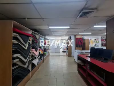 En Venta Local de Esquina Centro de Valencia. 600mts - 15