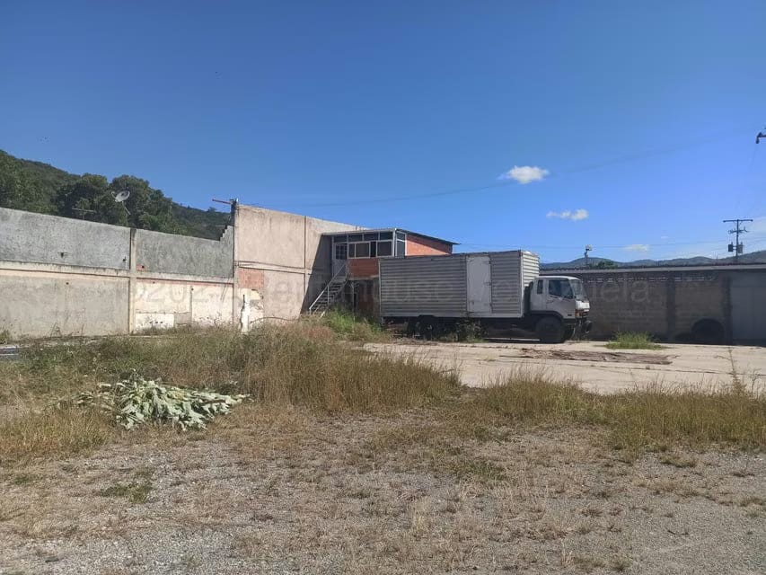 Comercial (Galpon - Deposito) en Venta en El Macaro, Aragua - 13