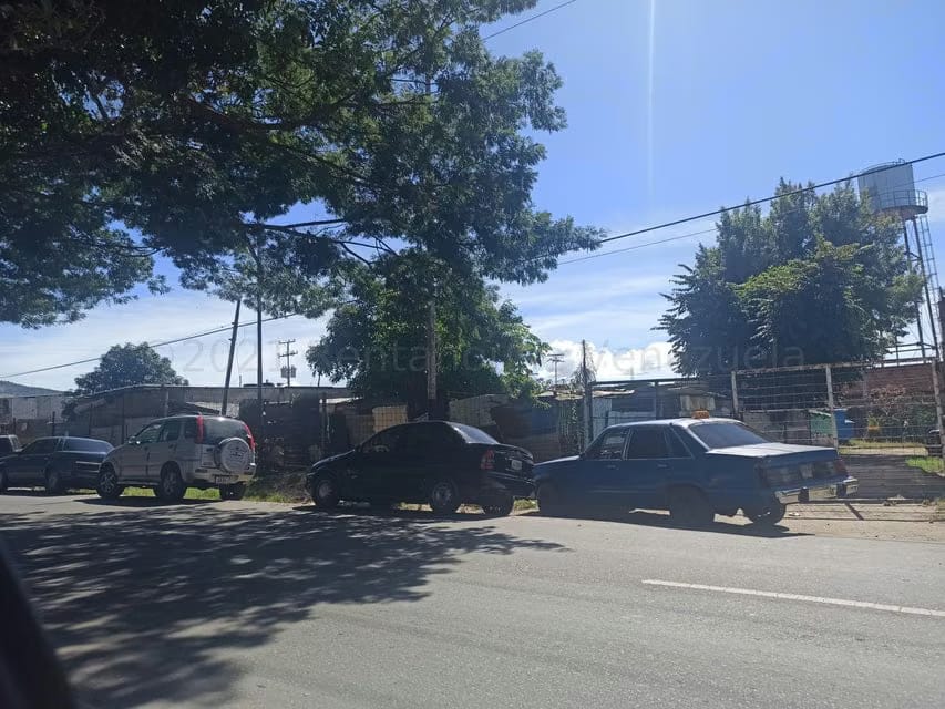 Comercial (Galpon - Deposito) en Venta en El Macaro, Aragua - 3