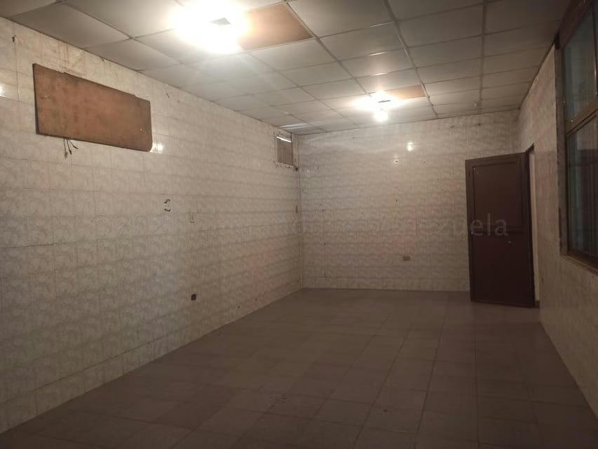 Comercial (Galpon - Deposito) en Venta en El Macaro, Aragua - 22