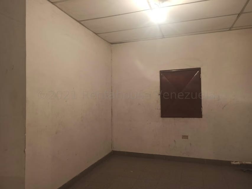 Comercial (Galpon - Deposito) en Venta en El Macaro, Aragua - 23