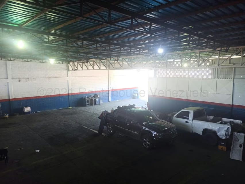 Comercial (Galpon - Deposito) en Venta en El Macaro, Aragua - 26