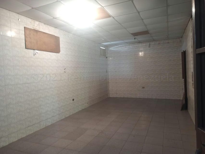Comercial (Galpon - Deposito) en Venta en El Macaro, Aragua - 28