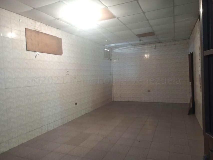 Comercial (Galpon - Deposito) en Venta en El Macaro, Aragua - 28