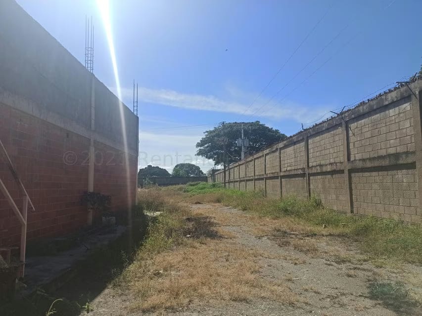 Comercial (Galpon - Deposito) en Venta en El Macaro, Aragua - 5