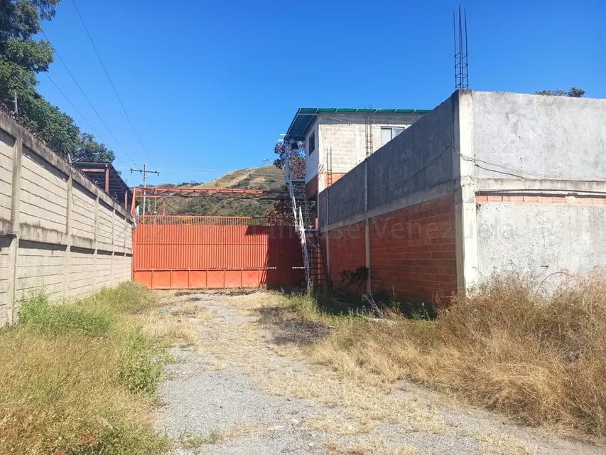 Comercial (Galpon - Deposito) en Venta en El Macaro, Aragua - 8