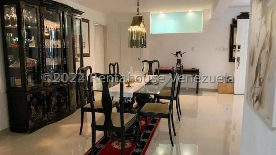 Casa en Venta en Cumbres de Curumo Caracas - 11