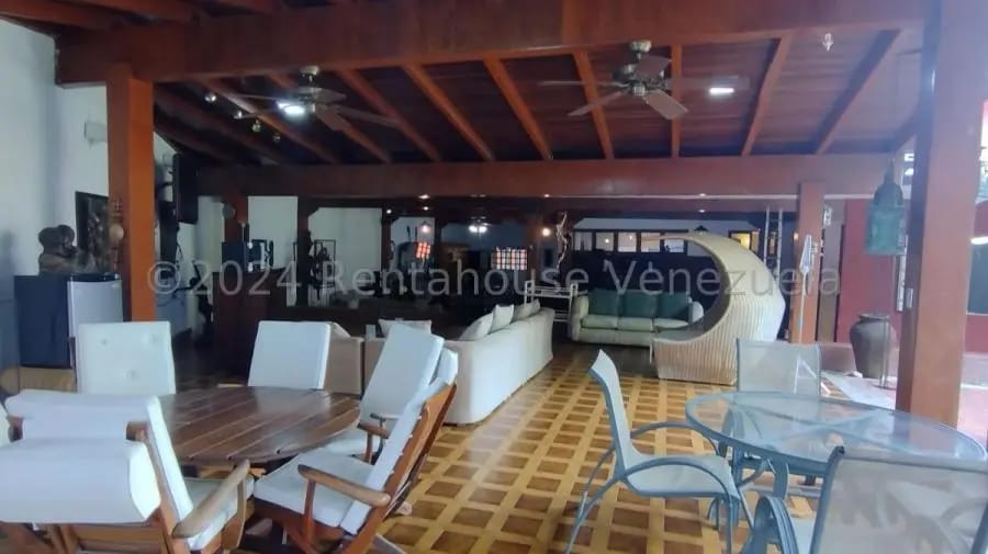 Casa en Venta en Cumbres de Curumo Caracas - 13