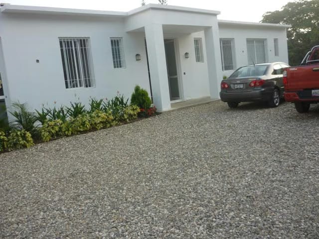 Casa (Duplex) en Venta en La Lagunita Country Club, Distrito Metropolitano - 35