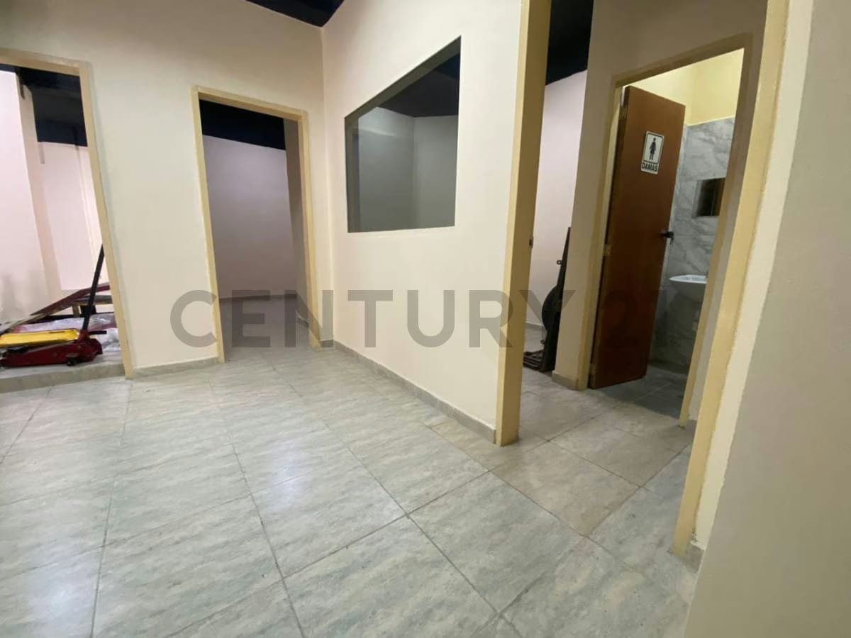 Local Comercial en Alquiler Avenida Victoria Caracas - 10