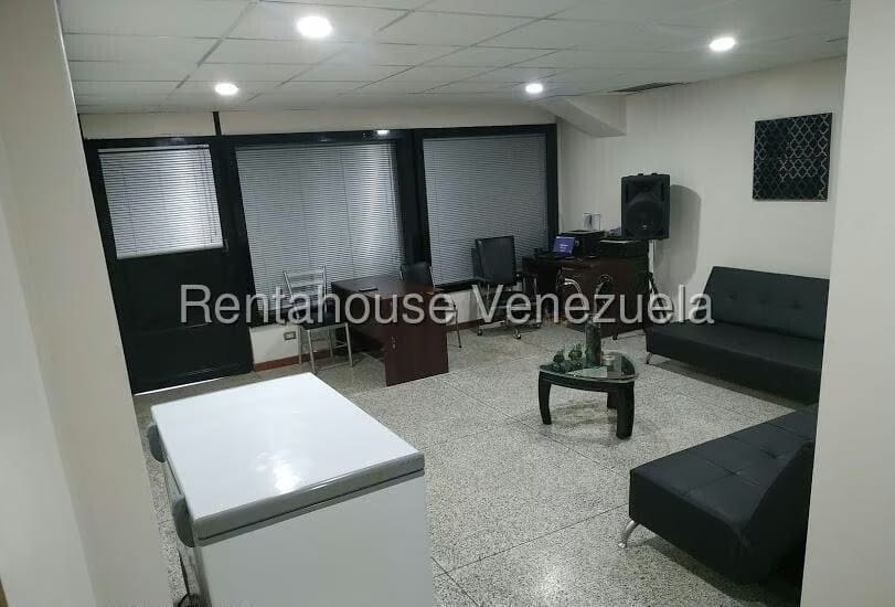 Comercial (Local Comercial) en Venta en Parroquia Santa Teresa, Distrito Metropolitano - 6