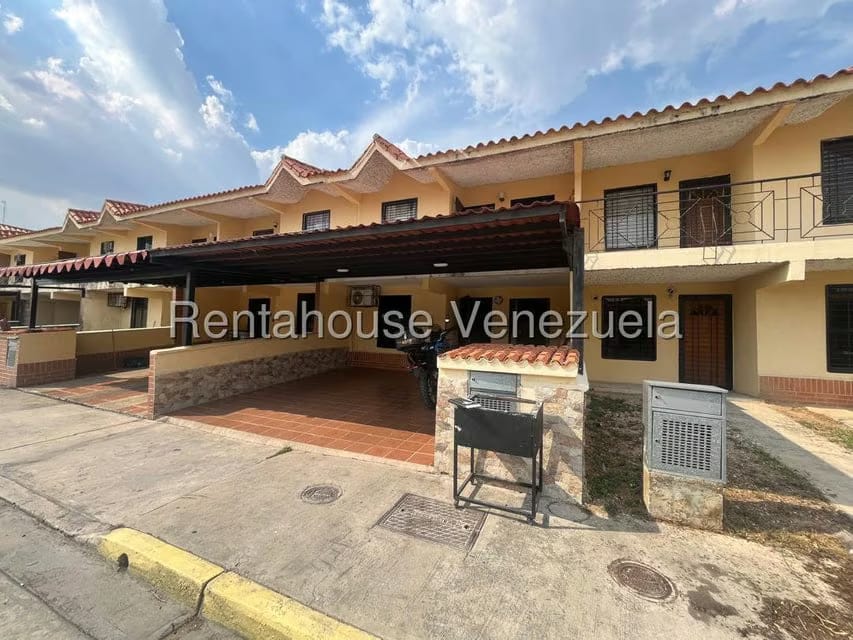 Casa (1 Nivel) en Venta en Flor Amarillo, Carabobo - 17