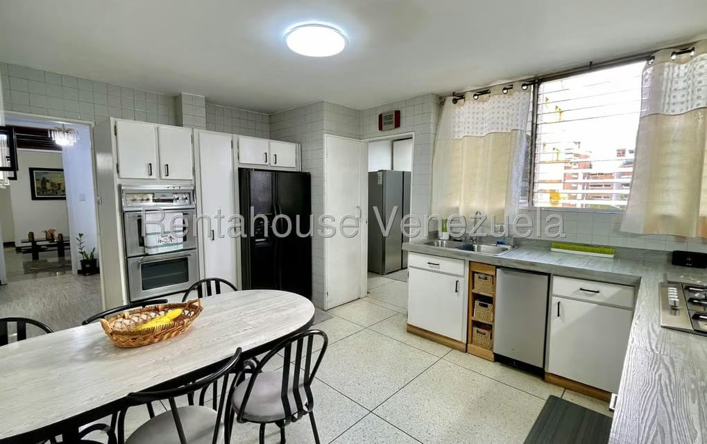 Apartamento (Penthouse) en Venta en La Florida, Distrito Metropolitano - 13