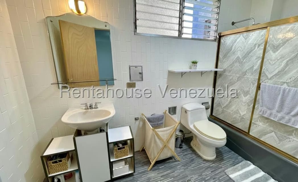 Apartamento (Penthouse) en Venta en La Florida, Distrito Metropolitano - 22