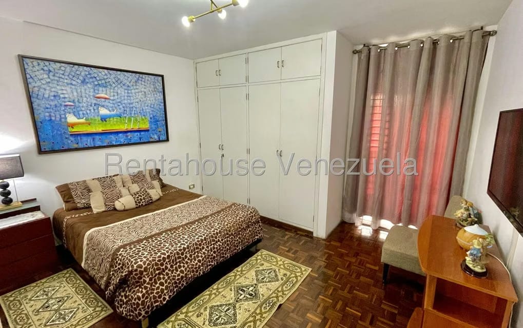 Apartamento (Penthouse) en Venta en La Florida, Distrito Metropolitano - 26