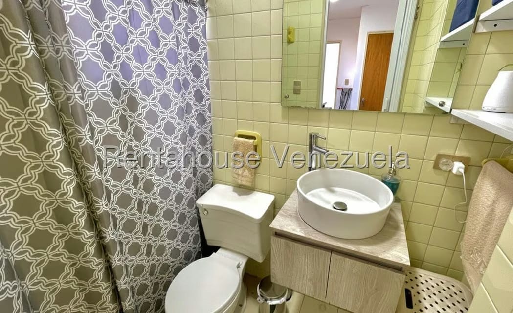 Apartamento (Penthouse) en Venta en La Florida, Distrito Metropolitano - 32