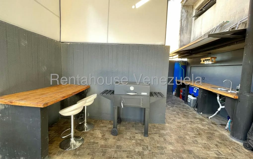 Apartamento (Penthouse) en Venta en La Florida, Distrito Metropolitano - 35