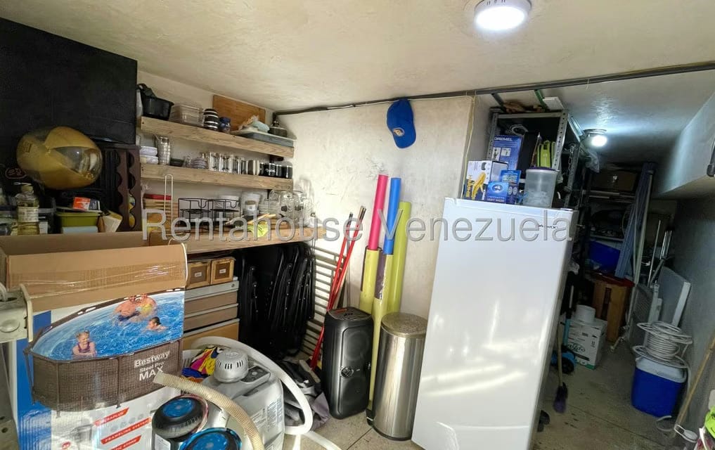 Apartamento (Penthouse) en Venta en La Florida, Distrito Metropolitano - 36