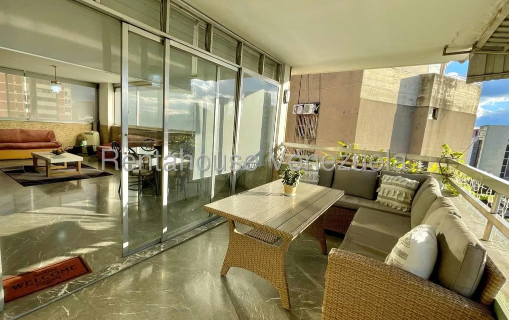 Apartamento (Penthouse) en Venta en La Florida, Distrito Metropolitano - 10