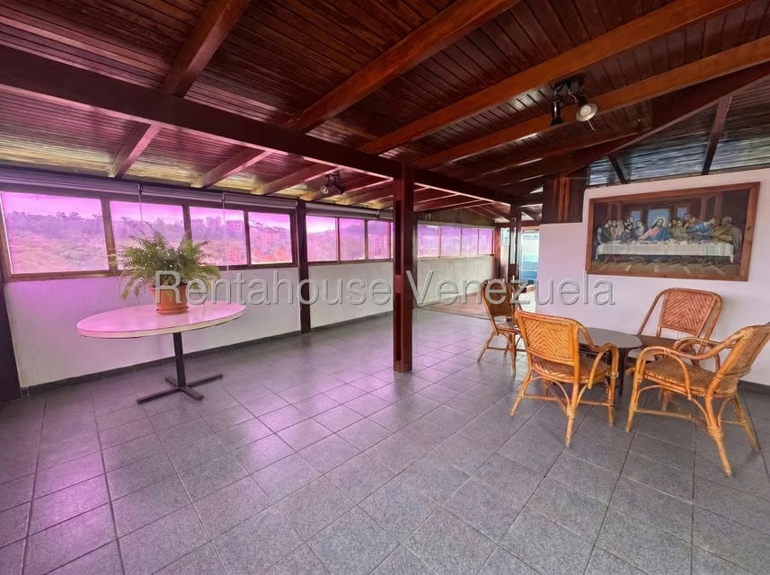 Apartamento (1 Nivel) en Alquiler en Guaicay, Distrito Metropolitano - 4