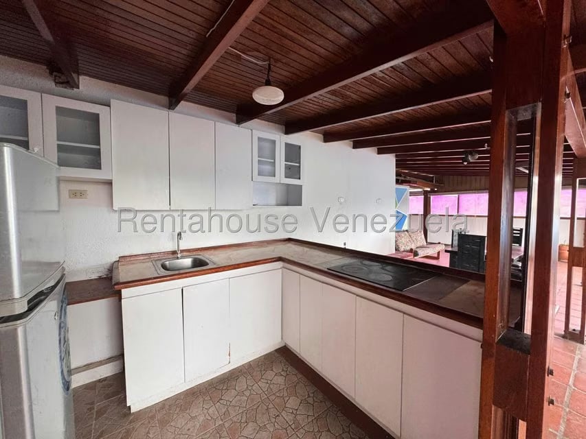 Apartamento (1 Nivel) en Alquiler en Guaicay, Distrito Metropolitano - 5