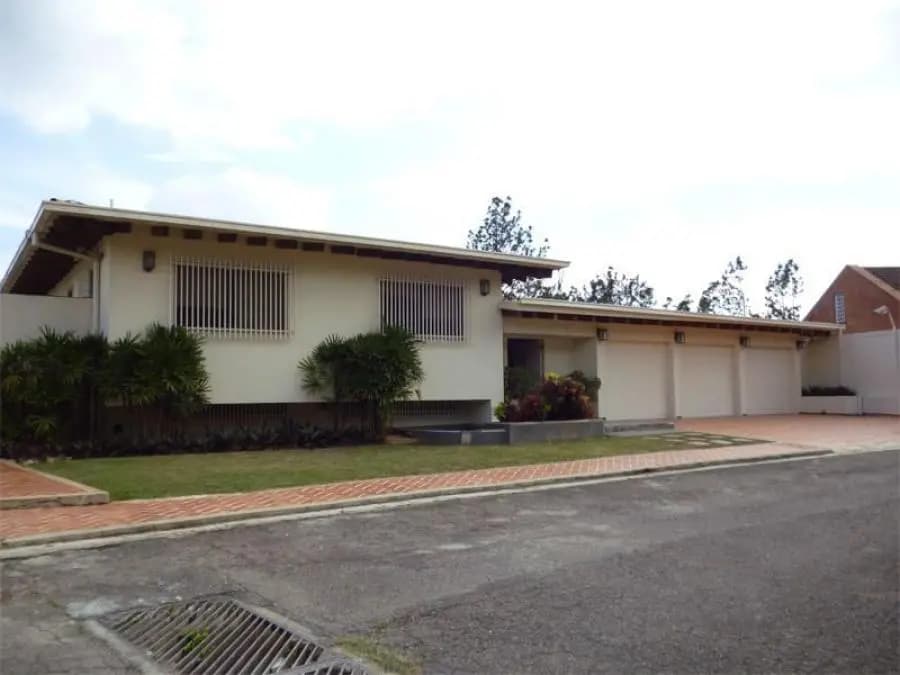 Casa en Venta en La Lagunita Country Club Caracas - 4