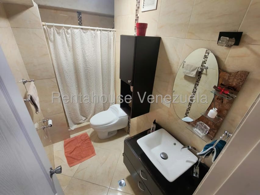 Apartamento (1 Nivel) en Venta en Los Nuevos Teques, Miranda - 42