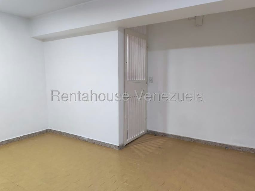 Apartamento (1 Nivel) en Venta en Los Nuevos Teques, Miranda - 7