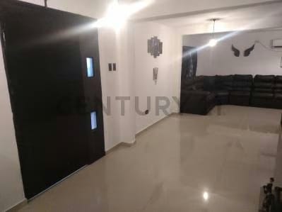 Casa en la Avenida 32 sector Robert Luckert - 5