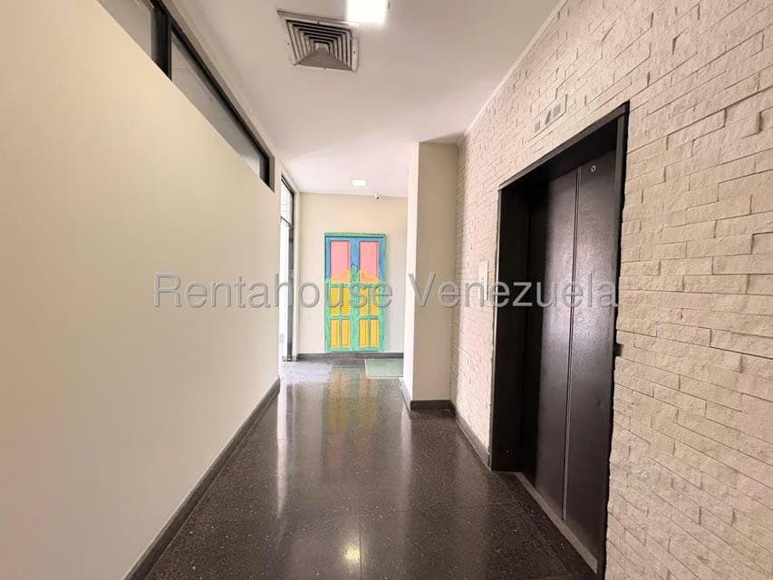 Comercial (Oficina) en Venta en El Milagro, Zulia - 2