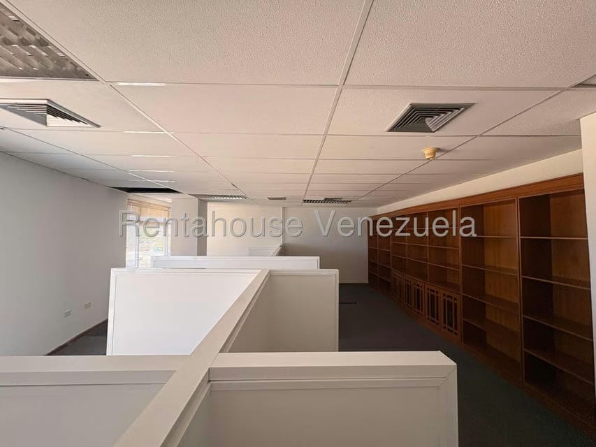 Comercial (Oficina) en Venta en El Milagro, Zulia - 12