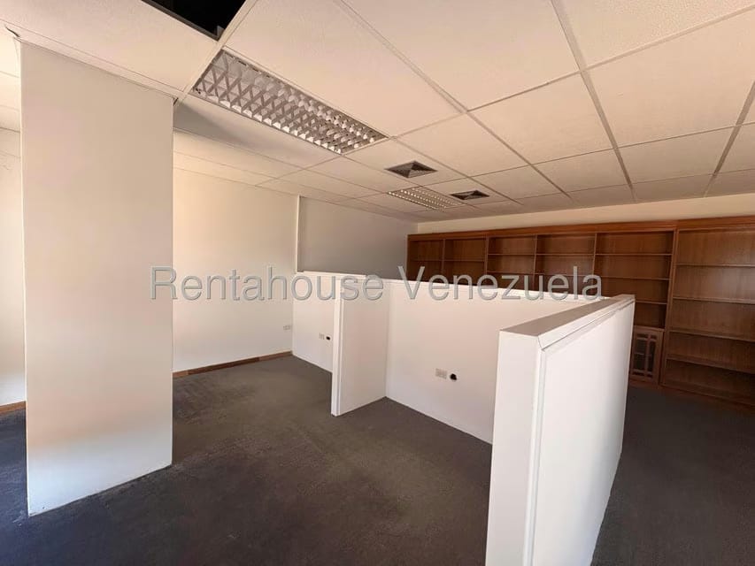 Comercial (Oficina) en Venta en El Milagro, Zulia - 16