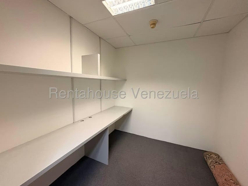 Comercial (Oficina) en Venta en El Milagro, Zulia - 19