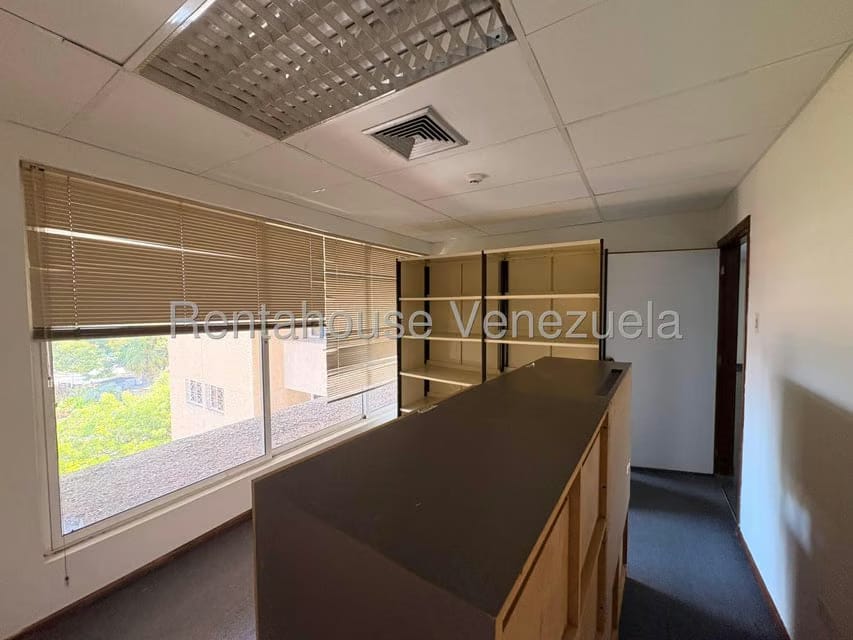 Comercial (Oficina) en Venta en El Milagro, Zulia - 26