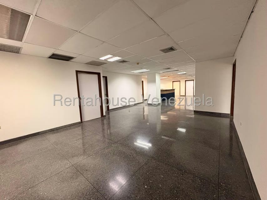 Comercial (Oficina) en Venta en El Milagro, Zulia - 29