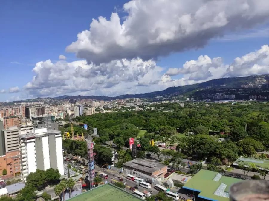 Apartamento en Alquiler en Sucre Caracas - 3