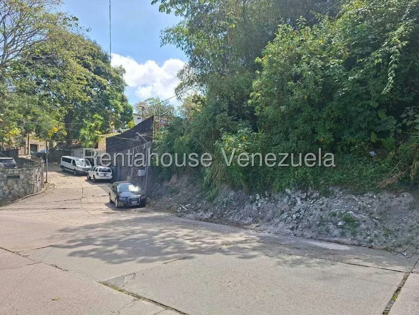 Terreno (Comercial) en Venta en Oripoto, Distrito Metropolitano - 11