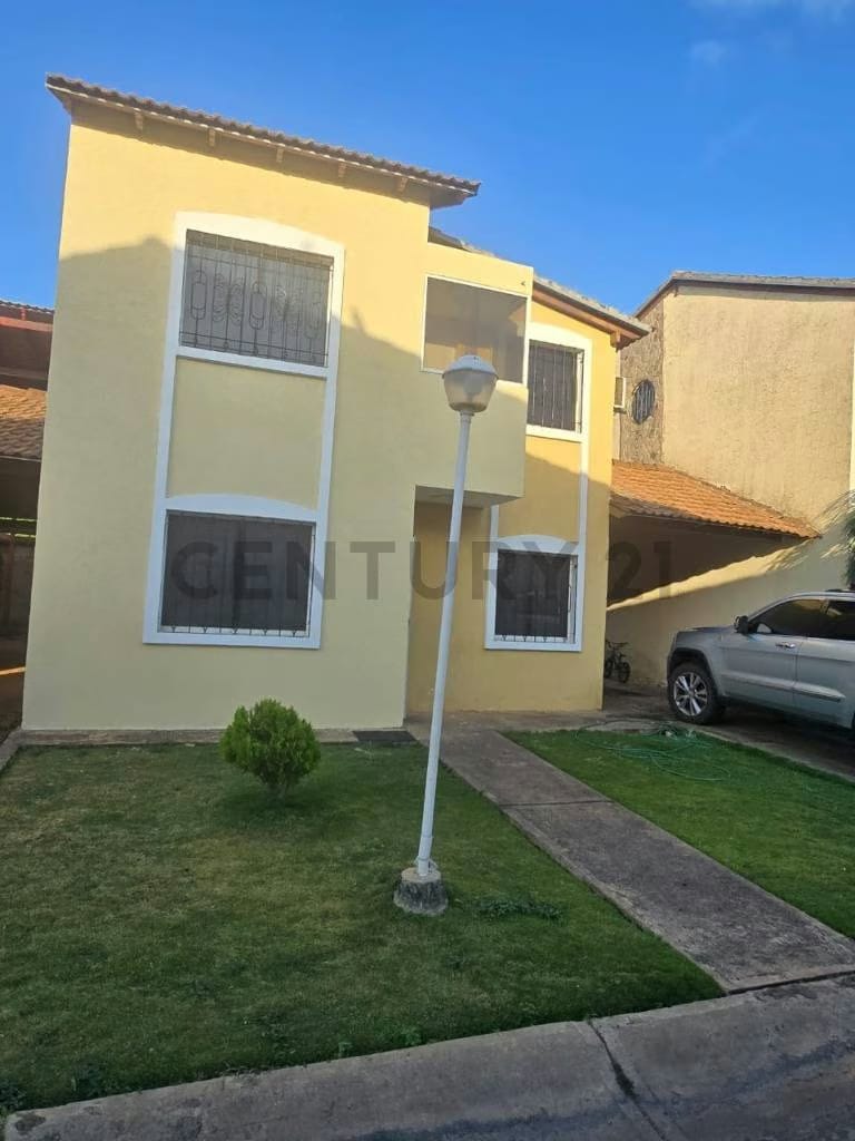 Town house en Venta en CR. VILLAS DEL ESTE-ANACO