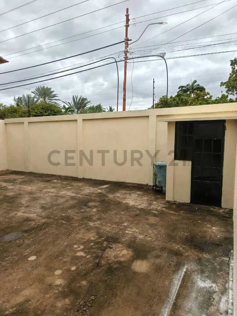 Town house en Venta en CR. VILLAS DEL ESTE-ANACO - 2