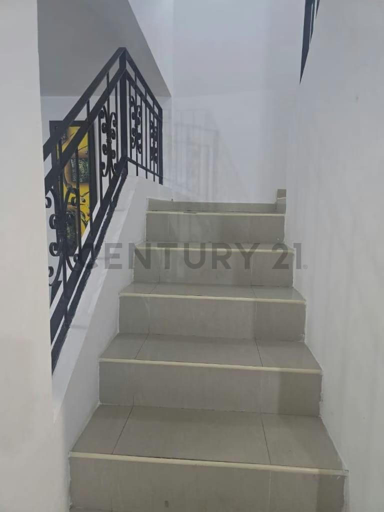 Town house en Venta en CR. VILLAS DEL ESTE-ANACO - 7