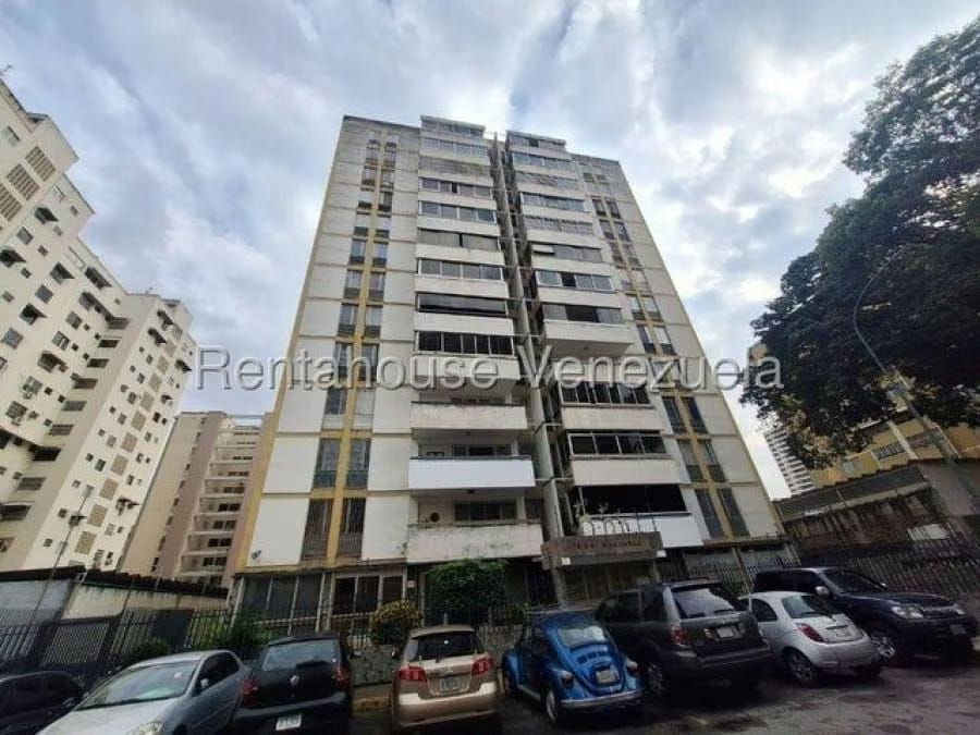 Apartamento en Venta en el marques Caracas - 2