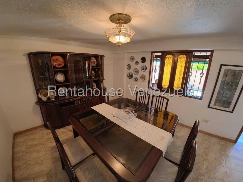 Casa (Multipes Niveles) en Venta en Colinas de La California, Distrito Metropolitano - 16