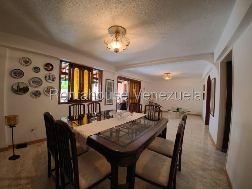 Casa (Multipes Niveles) en Venta en Colinas de La California, Distrito Metropolitano - 17